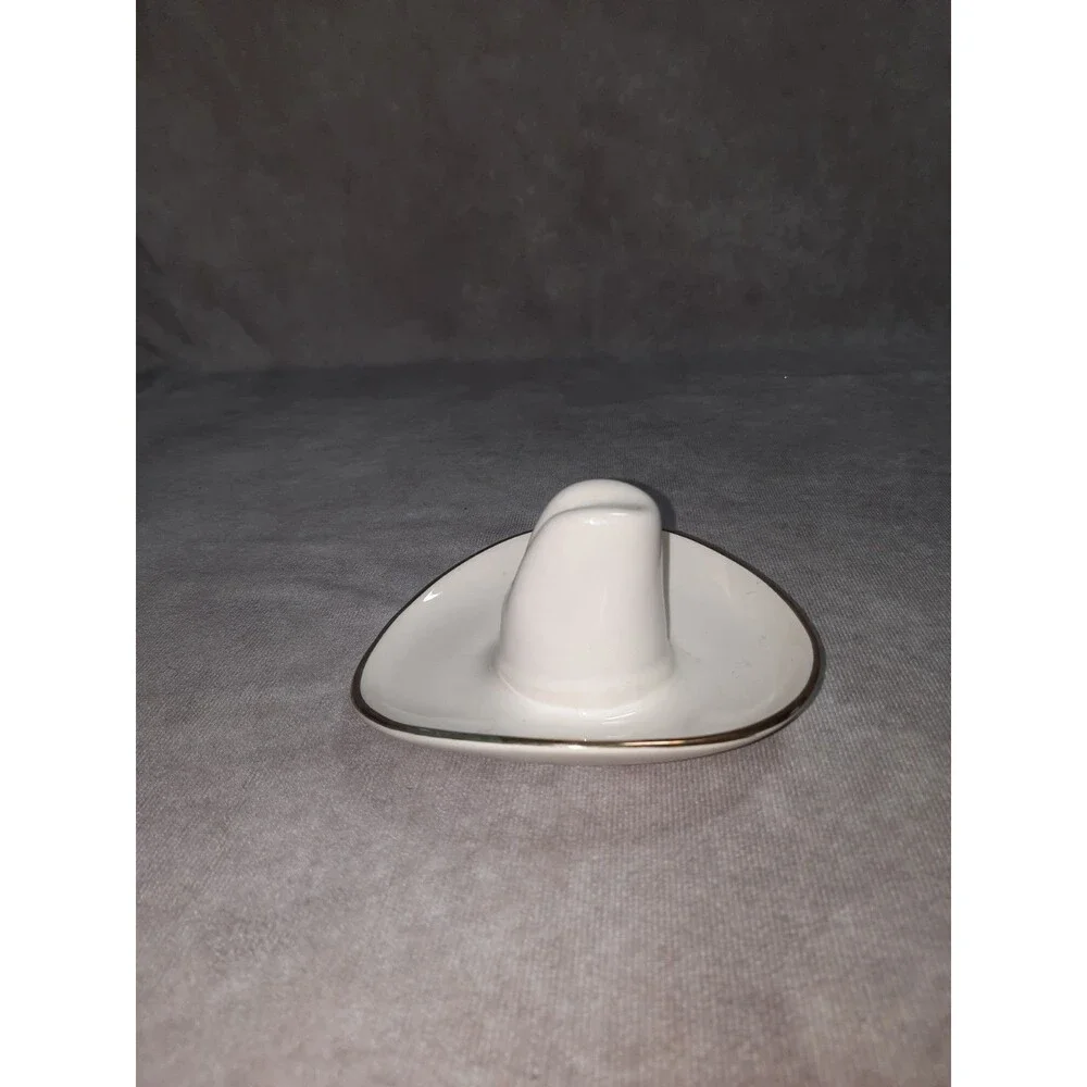 Vintage Fly Real West Airlines Cowboy Hat Figurine Advertisement